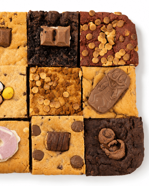 9 Signature Slice Mystery Box
